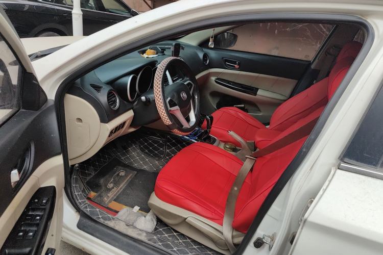 Used Changan Eado 2014 1.6L Manual Luxury Model
