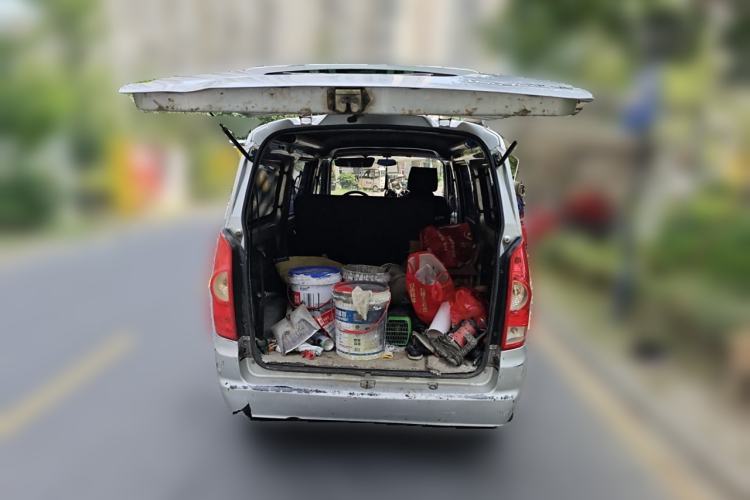 Used BAIC Weiwang 306 2011 1.3L base model 7 seats
