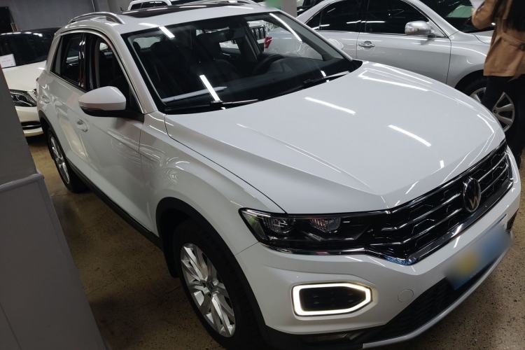 Used Volkswagen T-ROC 2022 280TSI DSG Two-Wheel Drive Elite PLUS Front Right 45 Deg