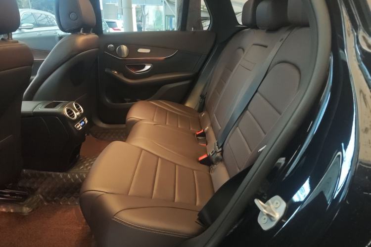 Used Mercedes-Benz GLC 2021 GLC 300 L 4MATIC Dynamic Model Left Rear Seat