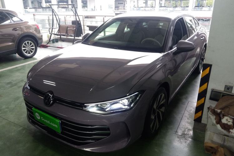 Used Volkswagen Passat 2025 Pro 380TSI Dragon Glory Edition