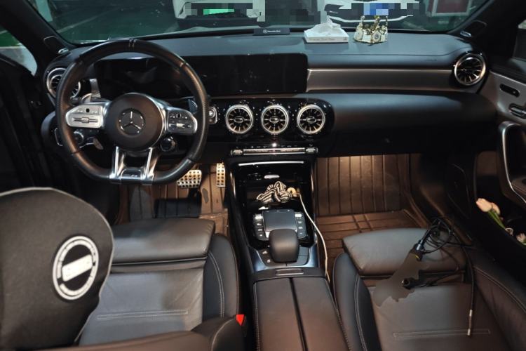 Used Mercedes-Benz A AMG 2022 AMG A 35 L 4MATIC Center Console