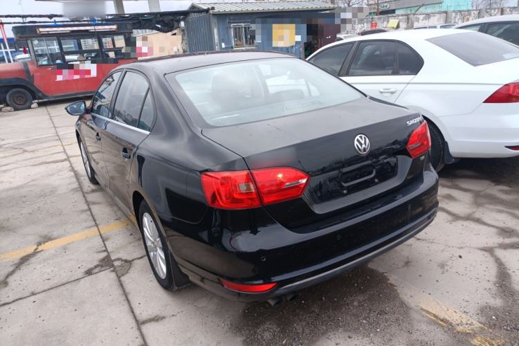 Used Volkswagen Sagitar 2014 Revised Version 1.4TSI Automatic Luxury Edition
