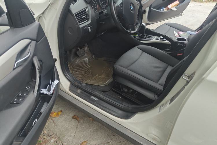 Used BMW X1 2010 sDrive18i Luxury Model Driver Seat