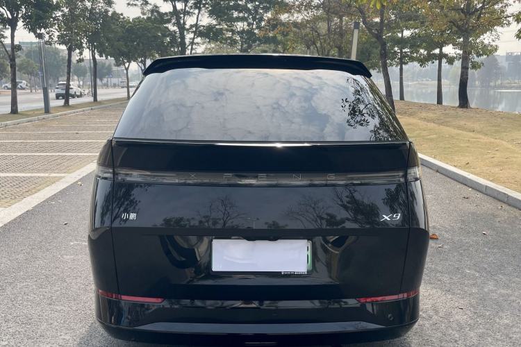 Used XPeng X9 2024 702 Ultra-Long Range Pro