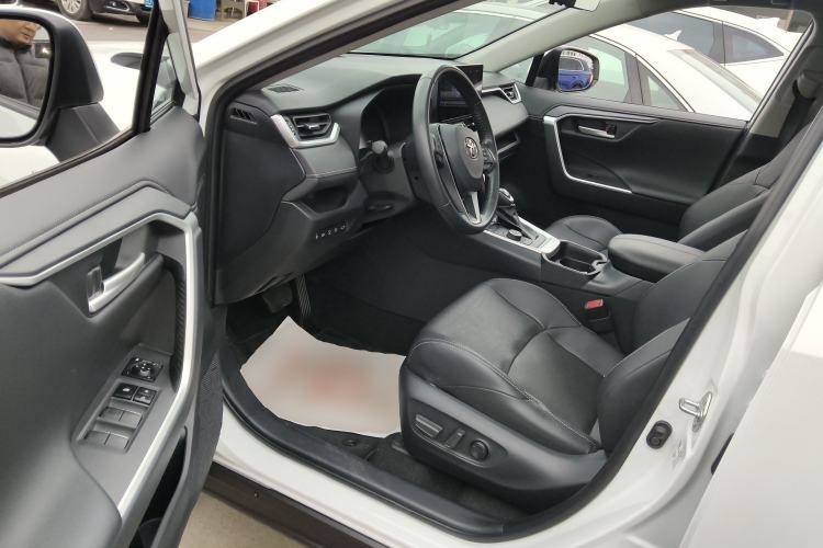 Used Toyota Wildlander 2023 Dual-Motor 2.5L E-CVT Four-Wheel Drive Prestige Edition
