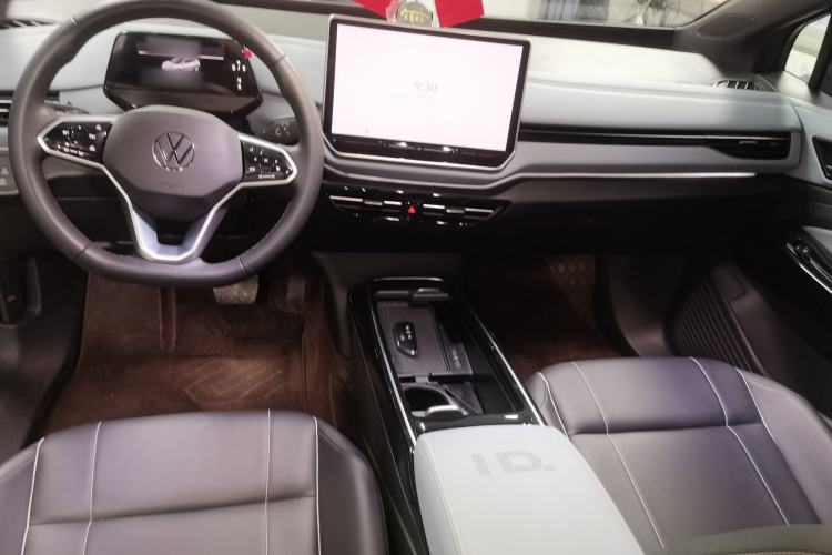 Used Volkswagen ID.4 X 2025 Smart Version Pure & Intelligent Enjoyment Edition
