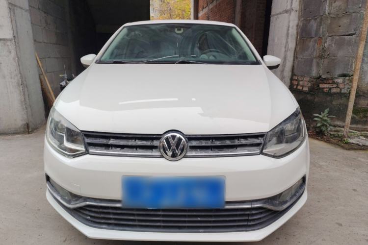Used Volkswagen Polo 2016 1.6L Automatic Comfort Model
