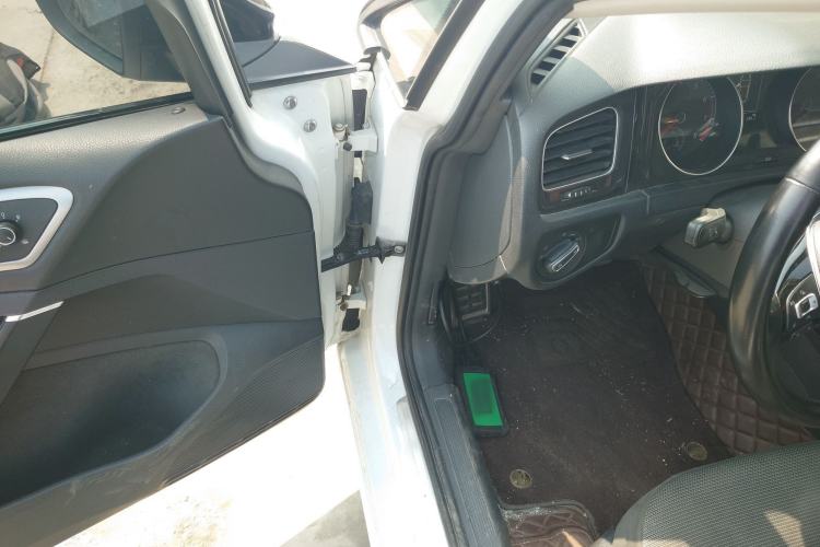 Used Volkswagen Golf 2018 230TSI Automatic Comfort Model Driver Seat