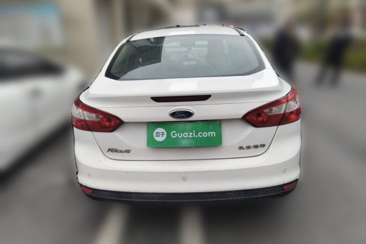 Used Ford Focus 2012 Sedan 1.6L Automatic Fashion Edition