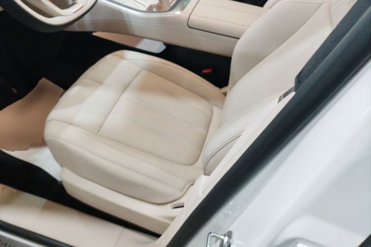 Used ONVO Luxeed L90 2025 Model—Ultra Six-Seater Version
