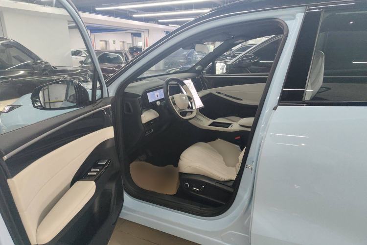 Used Geely Galaxy L7 2023 1.5T 115 km Starship Driver Seat