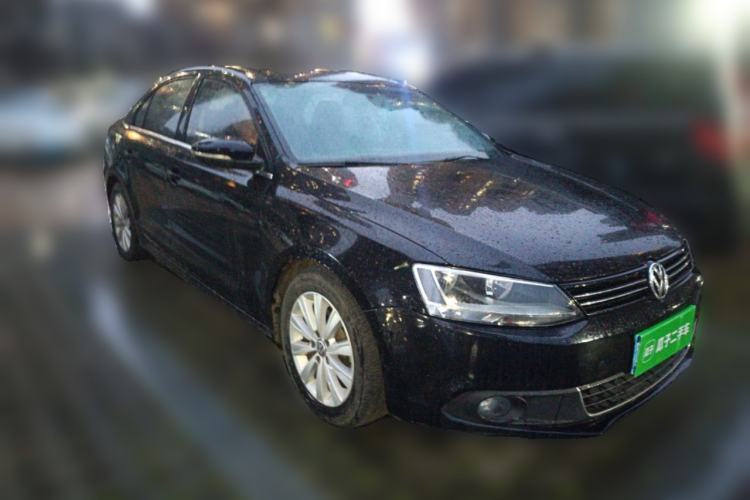 Used Volkswagen Sagitar 2014 Revised Version 1.6L Automatic Comfort Edition Front Right 45 Deg