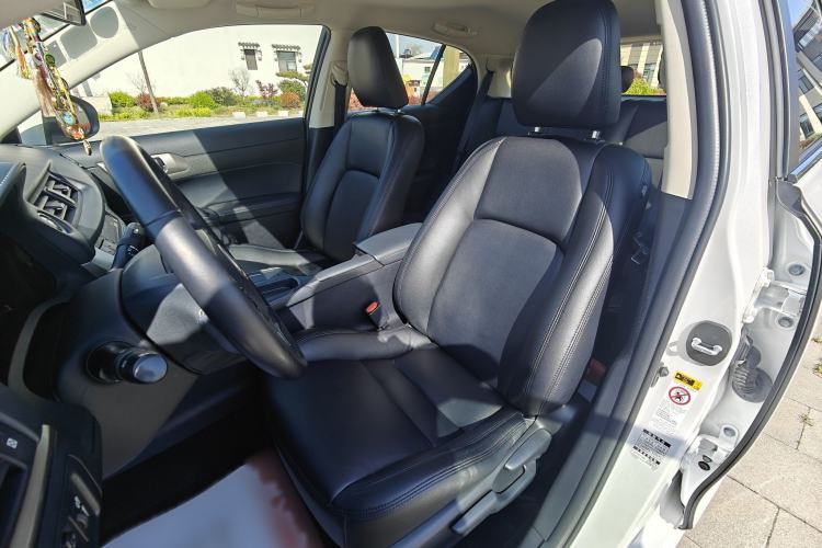Used Lexus CT 2014 CT200h Elite Edition Monochrome Interior 13