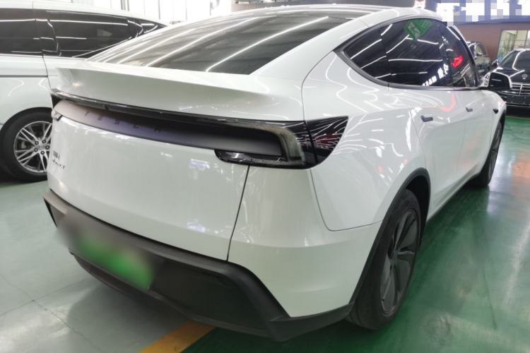 Used Tesla Model Y 2025 Rear-Wheel-Drive Version Rear Right 45 Deg