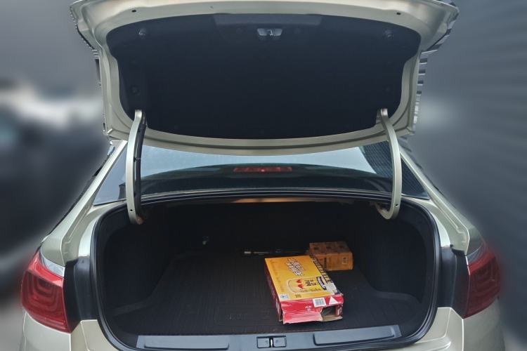 Used Citroen C4 Sega 2016 1.6L Automatic Comfort Model Trunk
