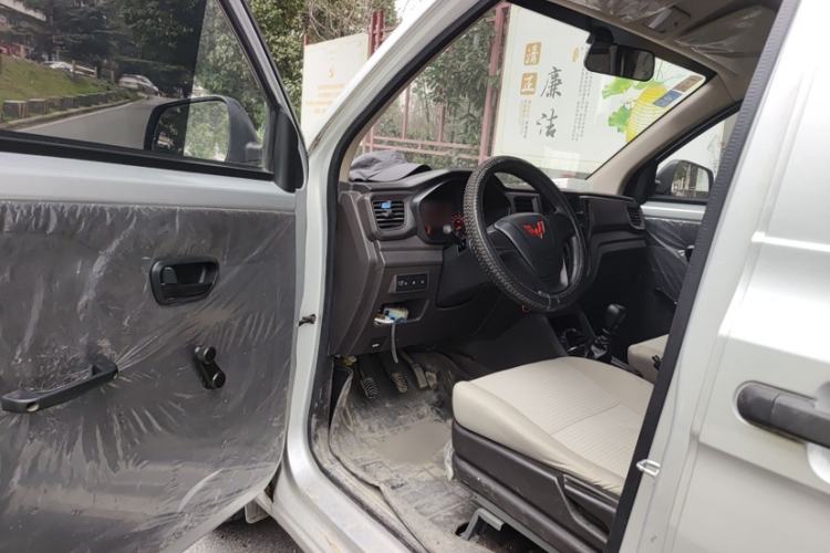 Used Wuling Hongguang V 2021 1.5L Jingqu Version LAR