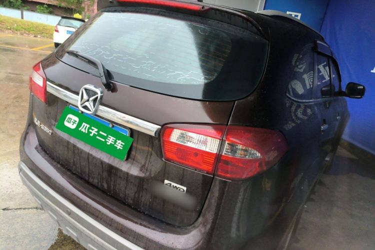 Used JMC Yusheng S350 2016 2.0T Manual 4x4 Gasoline Luxury Version with Sunroof 7 Seats
