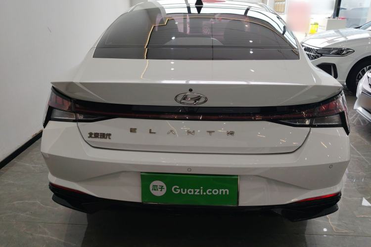 Used Hyundai Elantra 2021 1.5L CVT LUX Prestige Edition
