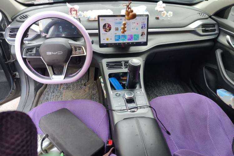 Used BYD Destroyer 05 2024 HONOR Edition DM-i 55KM Luxury Model Center Console