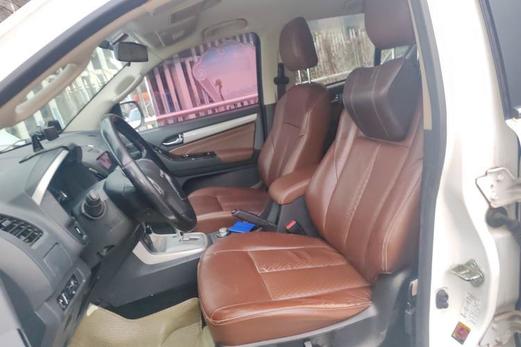 Used Isuzu mu-X 2017 3.0T Four-Wheel Drive Automatic Luxury Edition 5 Seats China IV Standard