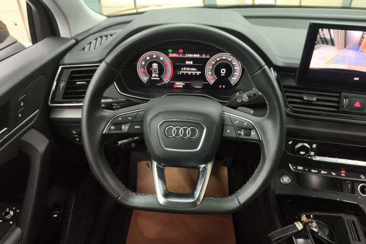 Used Audi Q5L 2022 40T Luxury Dynamic Model

