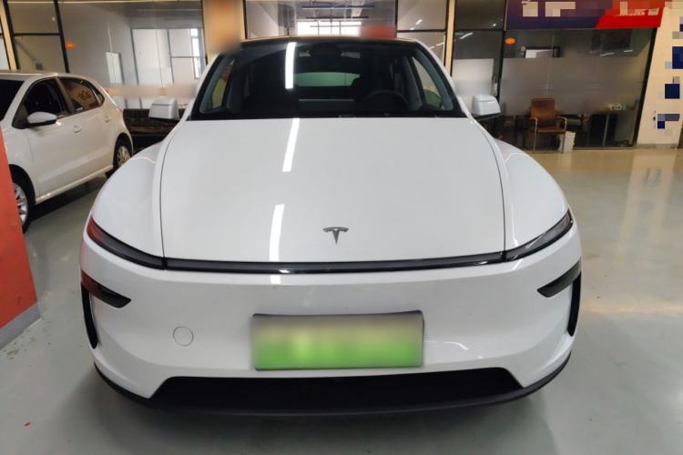 Used Tesla Model Y 2025 Rear-Wheel-Drive Version