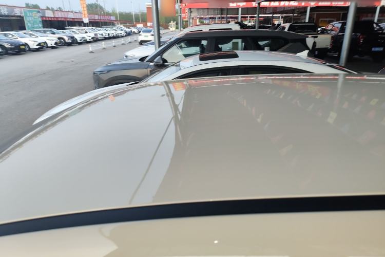 Used AION UT 2025 330 Starlight Edition Roof