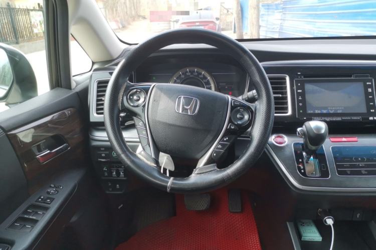 Used Honda Elysion 2016 2.4L Supreme Edition

