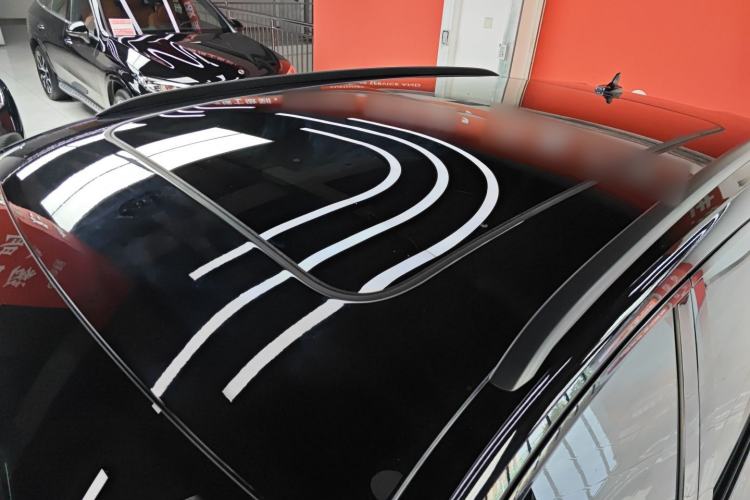 Used Audi Q5L 2024 45 TFSI Luxury Dynamic Model Roof