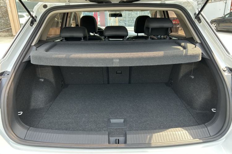 Used Volkswagen T-ROC 2019 230TSI DSG Two-Wheel-Drive Advanced Version China VI Standard
