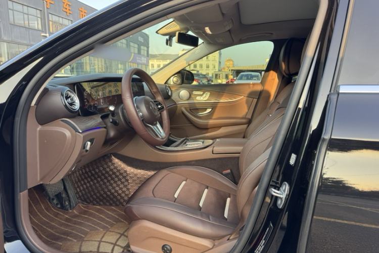 Used Mercedes-Benz E-Class 2019 Facelifted E 300 L Stylish Version
