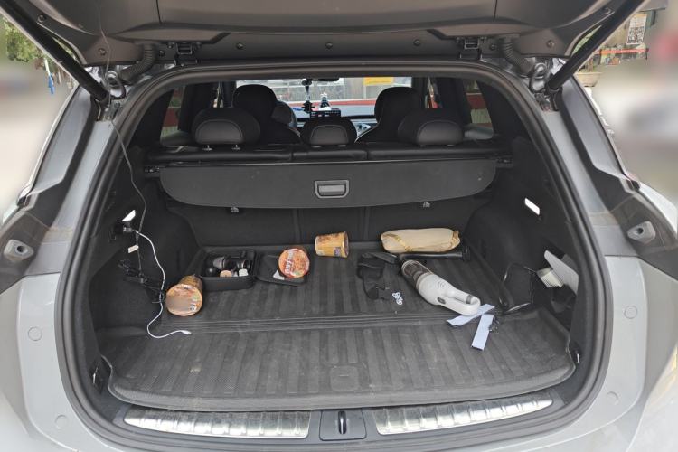 Used Nio ES6 2023 75 kWh Trunk