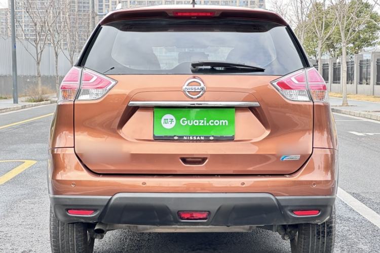 Used Nissan X-Trail 2014 2.5L CVT Leading Edition 4WD