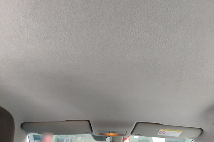 Used Volkswagen up! 2015 1.0L move up! Headliner