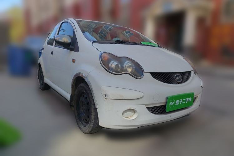 Used BYD F0 2010 Shangkui Patriotic Edition 1.0L XuanKu Model Front Right 45 Deg