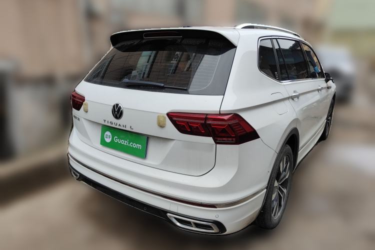 Used Volkswagen Tiguan L 2023 Restyled 330TSI Automatic Two-Wheel Drive R-Line Enhanced Comfort Version Exterior 5