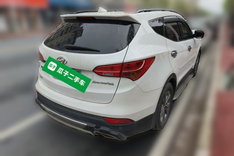 Used Hyundai Santa Fe 2015 2.0T Automatic Two-Wheel Drive Smart Version 5 Seats Rear Right 45 Deg