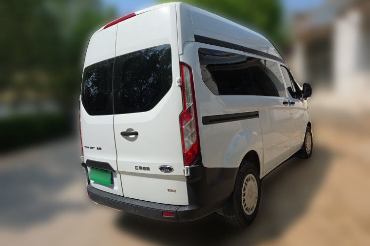 Used Ford Transit 2019 2.0T Diesel Multi-Purpose Commercial Vehicle Short Wheelbase Mid-Roof Design 6-Seater China VI Standard Rear Right 45 Deg