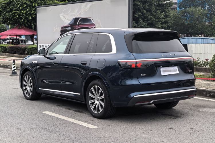 Used Hima AITO M8 2025 Extended-Range Max+ Version 53.4 kWh 5-Seater Edition
