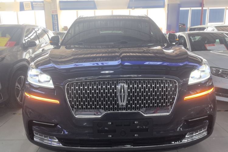 Used Lincoln Aviator 2020 3.0T V6 All-Wheel Drive Executive Version
