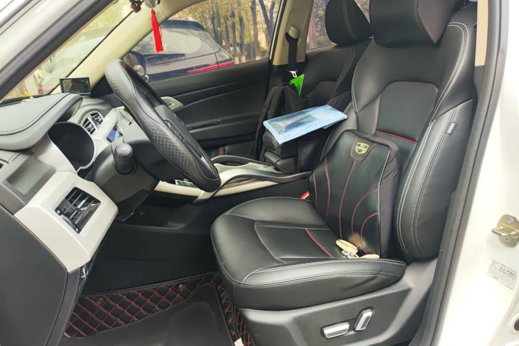 Used Geely Auto Emgrand X7 Sport 2020 1.8TD DCT Two-Wheel Drive Smart Connect 4G-Enabled Version Left Front Seat