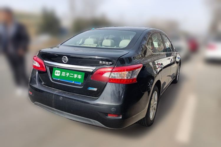 Used Nissan Sylphy 2014 1.6XV CVT Deluxe Edition Rear Right 45 Deg