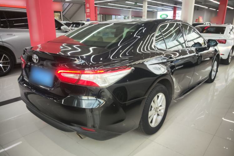Used Toyota Camry 2019 2.0E Elite Edition China VI Standard Rear Right 45 Deg