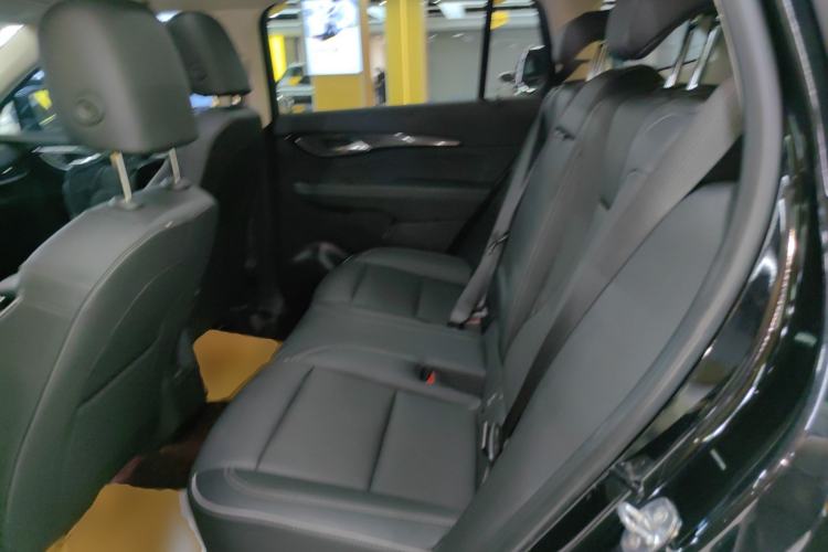 Used Buick Envision 2022 Encore Plus 652T Five-Seat Luxury Model Left Rear Seat