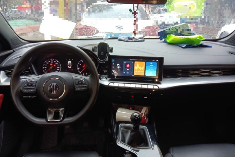 Used MG 5 2023 180 DVVT Manual Luxury Edition
