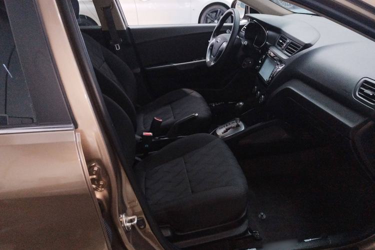 Used Kia K2 2015 Sedan 1.4L Automatic GLS
