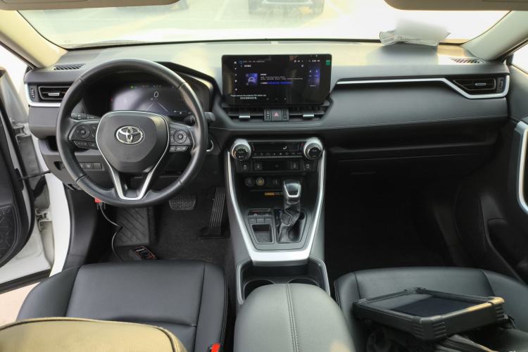 Used Toyota RAV4 2023 2.0L CVT Two-Wheel Drive Fashion Plus Edition