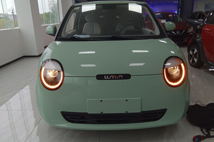 Used CHANGAN NEVO Lumin 2022 155 km – Refreshingly Sweet Edition Front