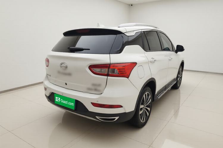 Used GAC Trumpchi GS4 2017 235T G-DCT Two-Wheel Drive Luxury Edition Exterior 5